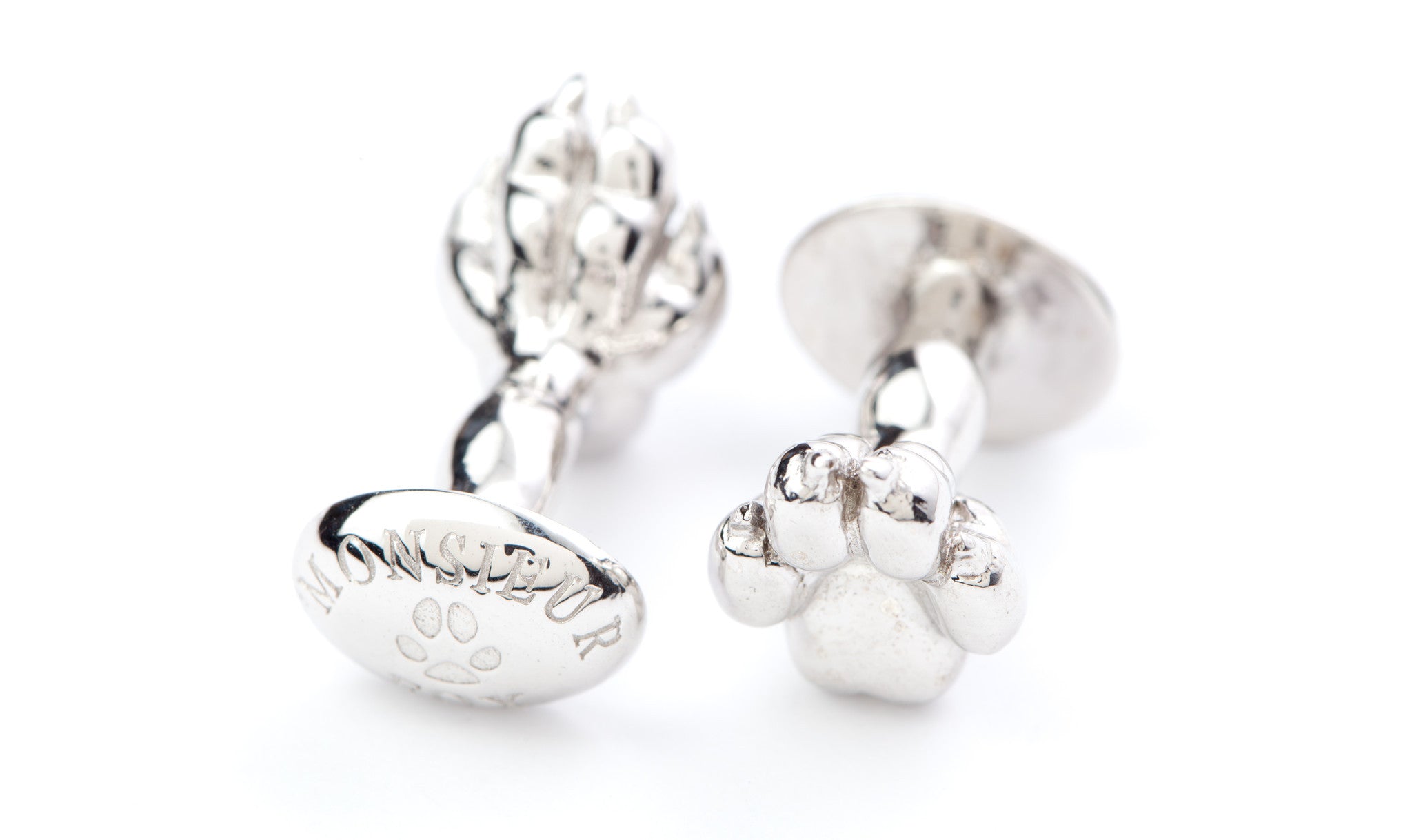 silver-paw-cufflinks