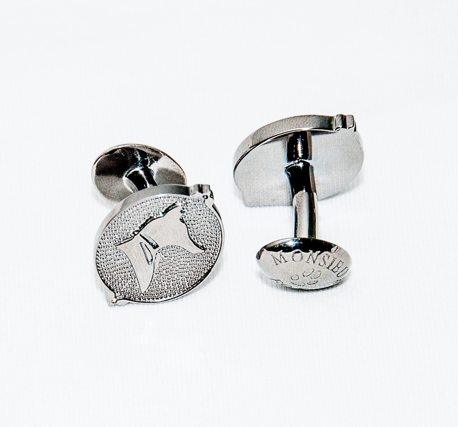 black-cufflinks